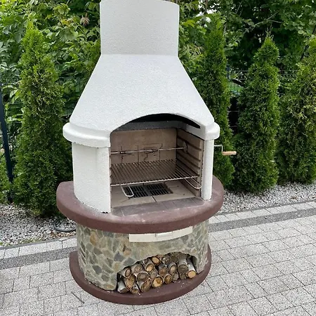 Urocze Ubocze Luksusowe ヴィラ *