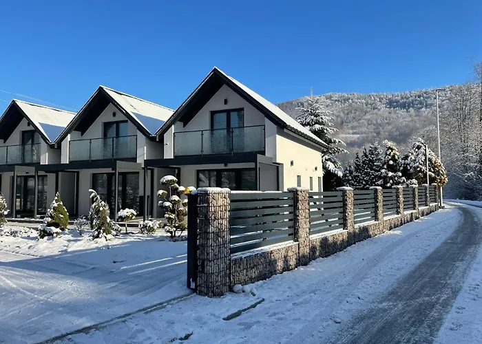 וילה Urocze Ubocze Luksusowe *