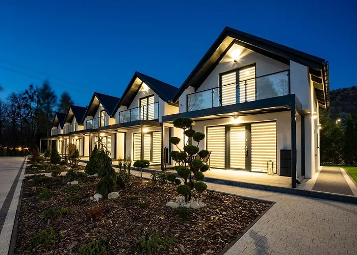 Urocze Ubocze Luksusowe וילה אוסטראון